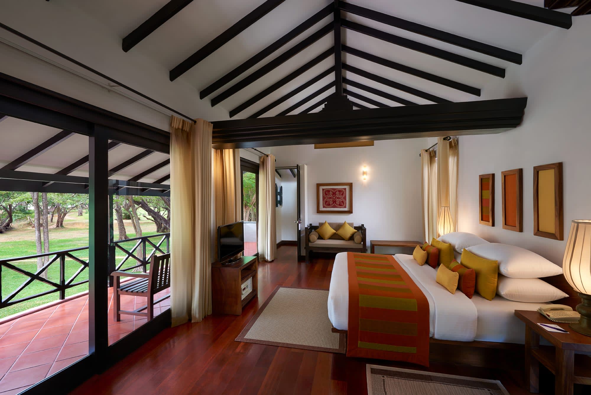 Cinnamon Lodge Habarana in Sigiriya: Cinnamon Lodge Habarana Cedar Zimmer