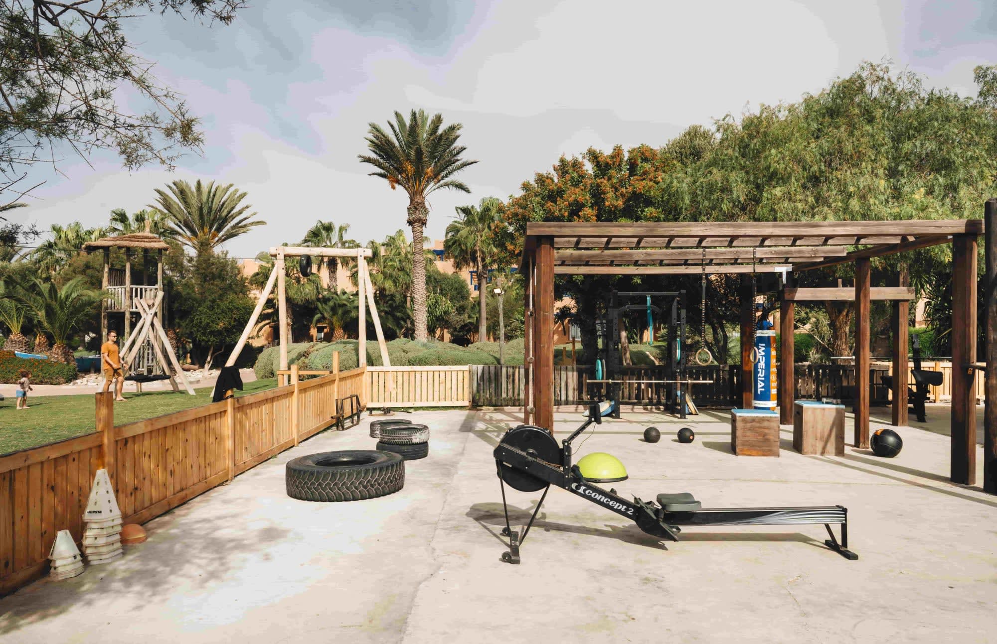 Paradis Plage Surf Yoga Resort & Spa in Agadir | Taghazout: Paradis Plage Outdoor-Fitness-Area