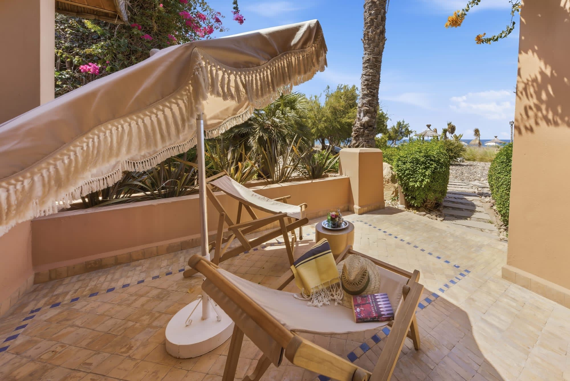 Paradis Plage Surf Yoga Resort & Spa in Agadir | Taghazout: Paradis Plage Bungalow Meerblick