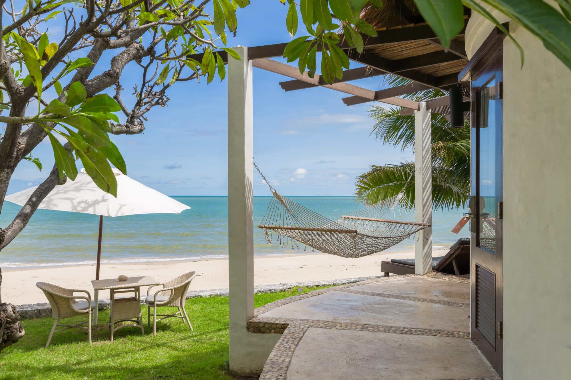 Aleenta Hua Hin Pranburi: Beachfront Pool Suite