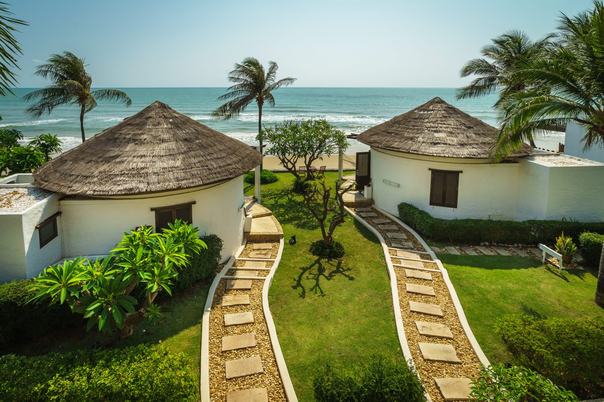 Aleenta Hua Hin Pranburi: Beachfront Residence