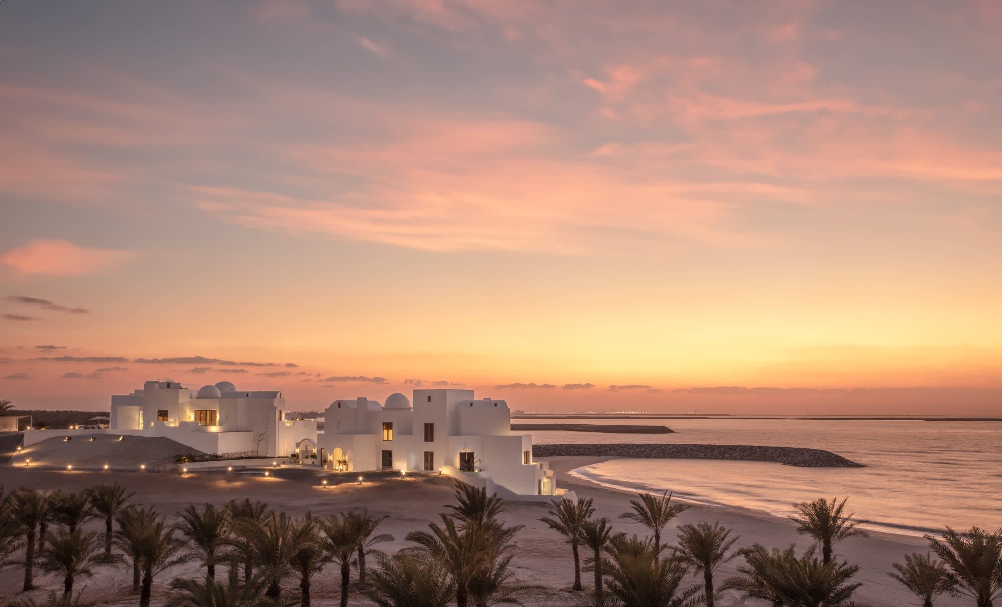 Anantara Retreat Santorini Abu Dhabi: Anantara Retreat Santorini