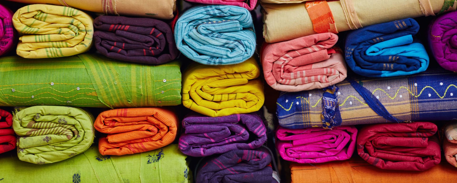 Klassisches Indien ab Delhi: Indien Bunte Stoffe