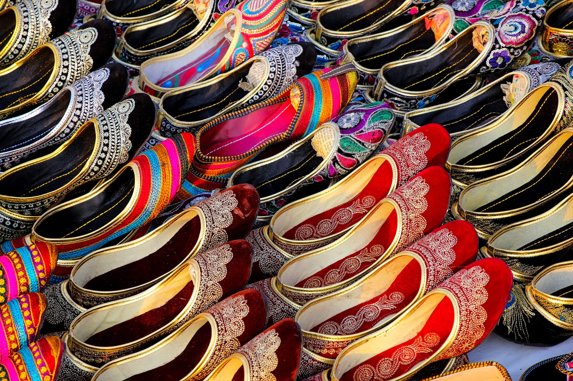Klassisches Indien ab Delhi: Indien Rajasthan Traditionelle Schuhe