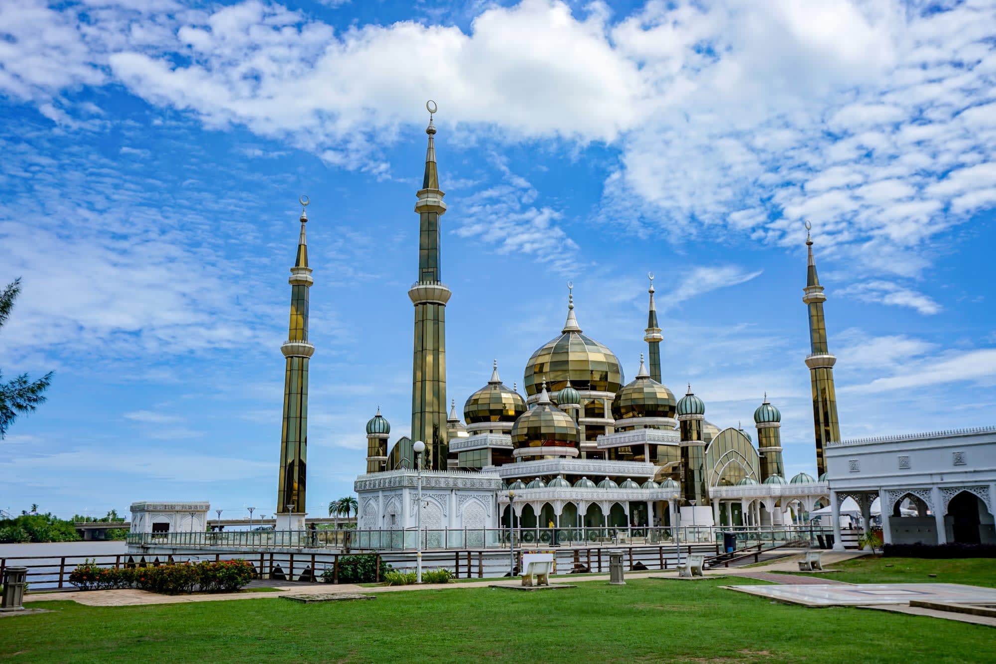 Selbstfahrertour Malaysia - Ostküste ab Kuala Lumpur: Malaysia Kuala Terengganu Crystal Moschee