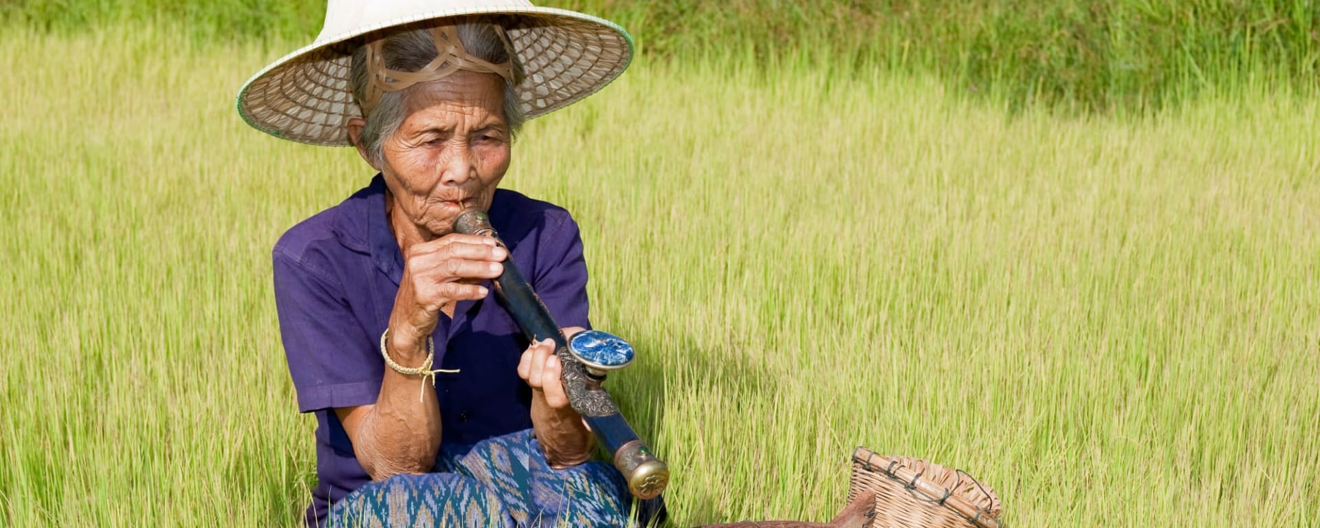 Auf den Spuren des Opiums ab Chiang Mai: Thailand Bergstämme Opium Pfeife