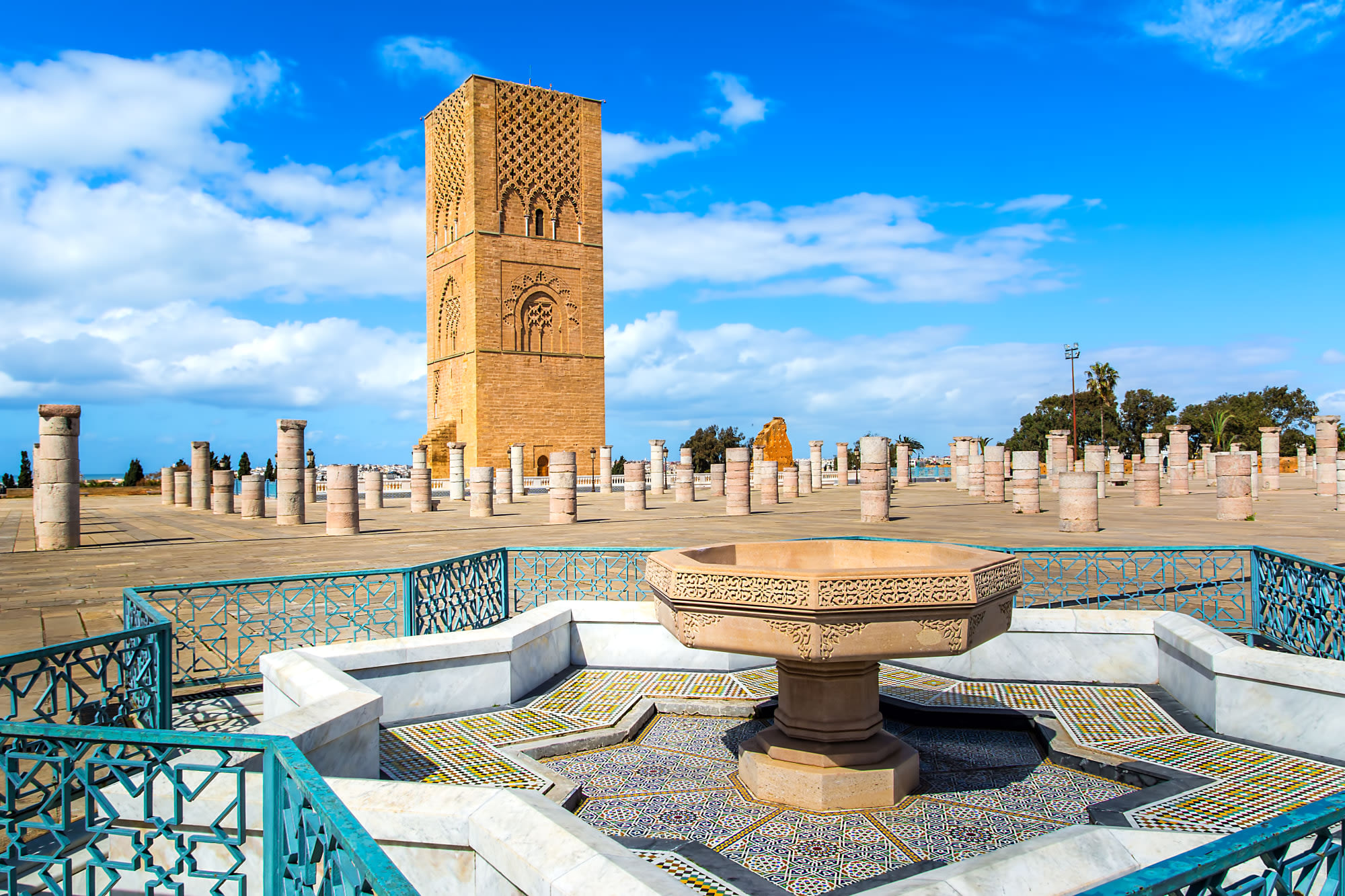 Marokko zum Kennenlernen ab Marrakesch: Marokko Rabat Hassan Turm