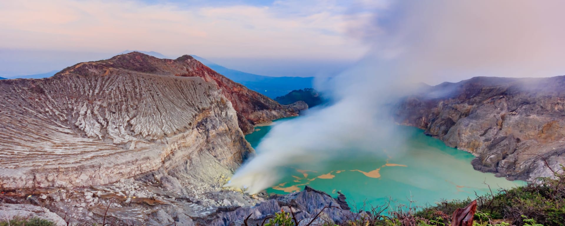 Balis unbekannter Westen und Ijen Vulkan ab Süd-Bali: Indonesien Java Ijen Vulkan