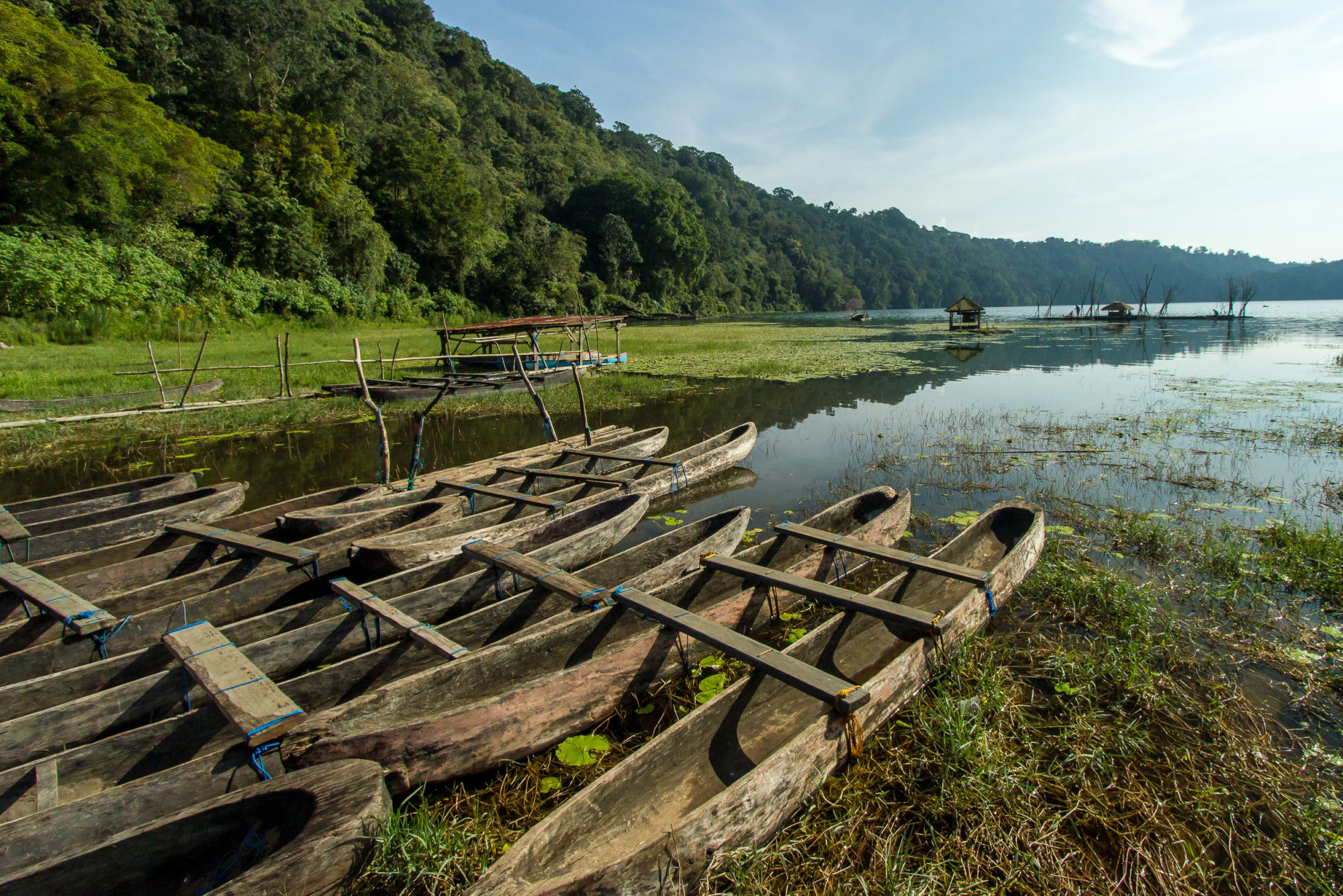 Balis unbekannter Westen und Ijen Vulkan ab Süd-Bali: Indonesien Bali Tamblingan See