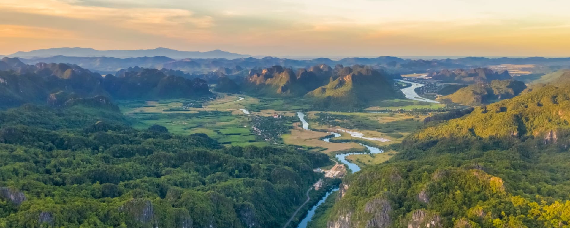 Phong Nha Ke Bang Nationalpark, ab Hanoi bis Hue: Vietnam Phong Nha Ke Bang Nationalpark