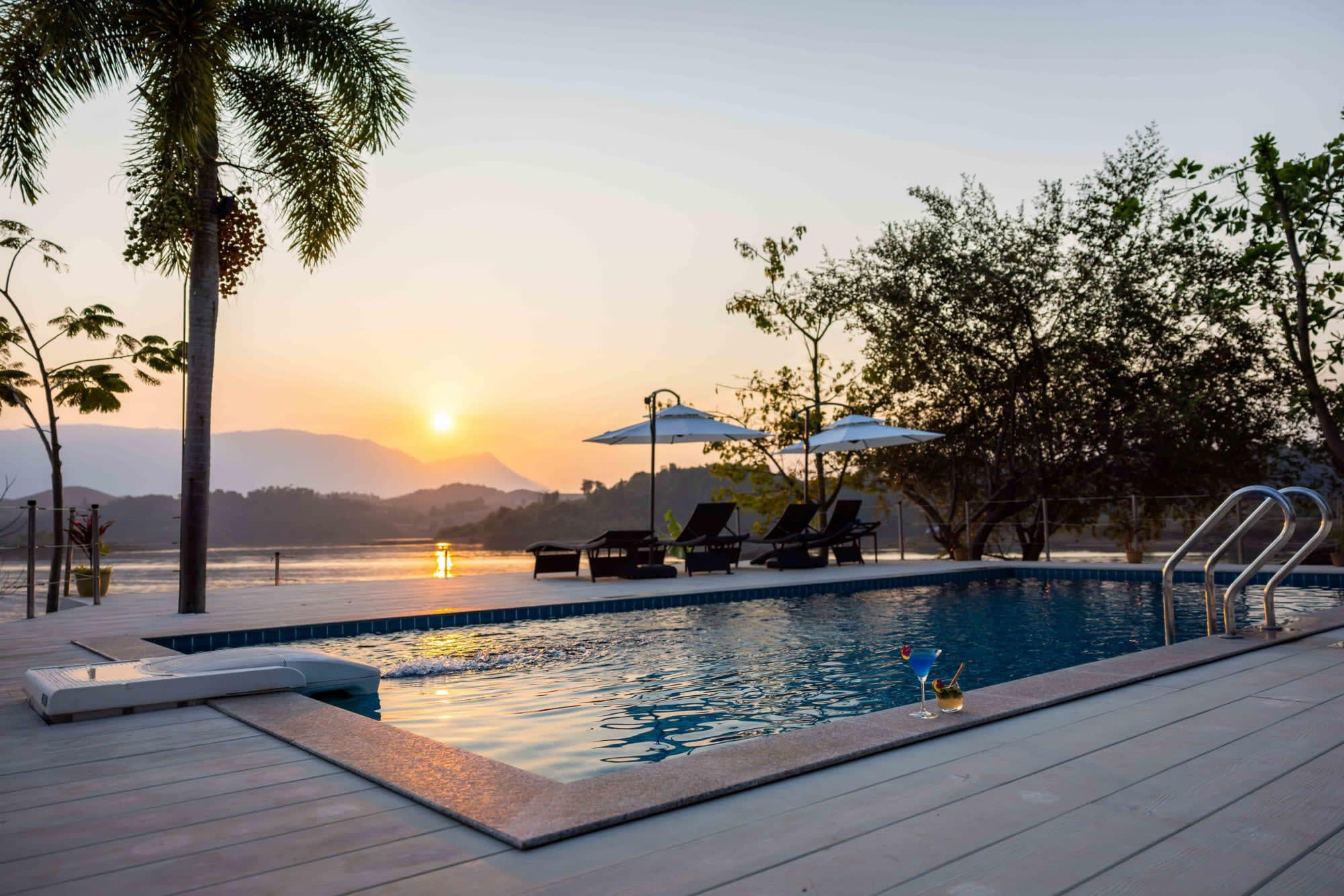 Klassisches Laos ab Luang Prabang: Laos Sanctuary Nam Ngum Resort