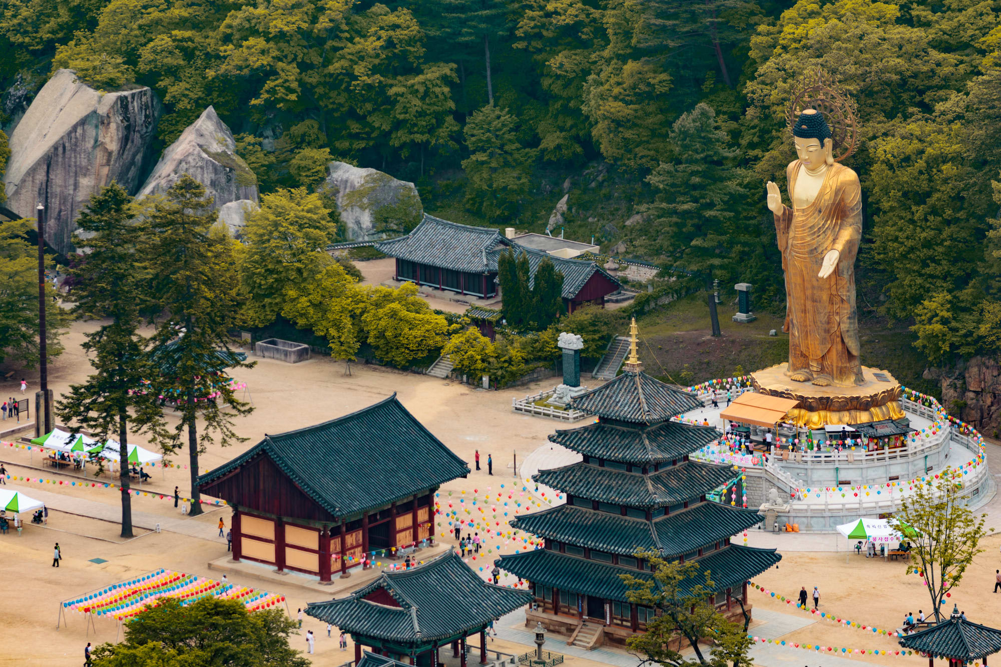 Südkorea & Japan erleben - mit Flug ab Seoul: Südkorea Jeonju Beopjusa Tempel