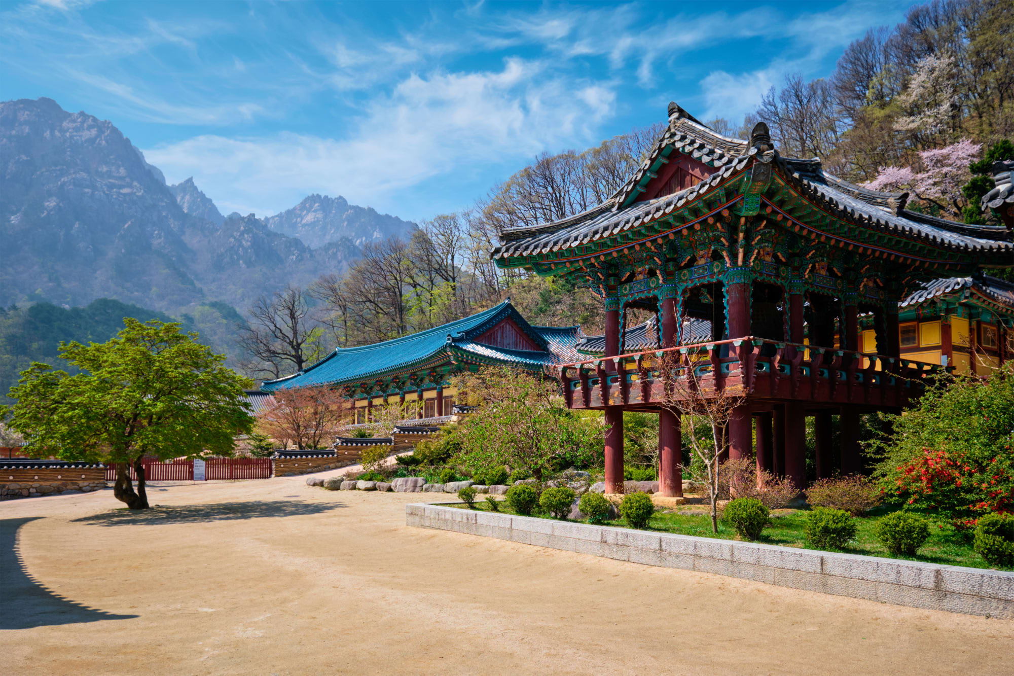 Höhepunkte im Land der Morgenstille inkl. Flug EK ab Seoul: Südkorea Seoraksan Sinheungsa Tempel