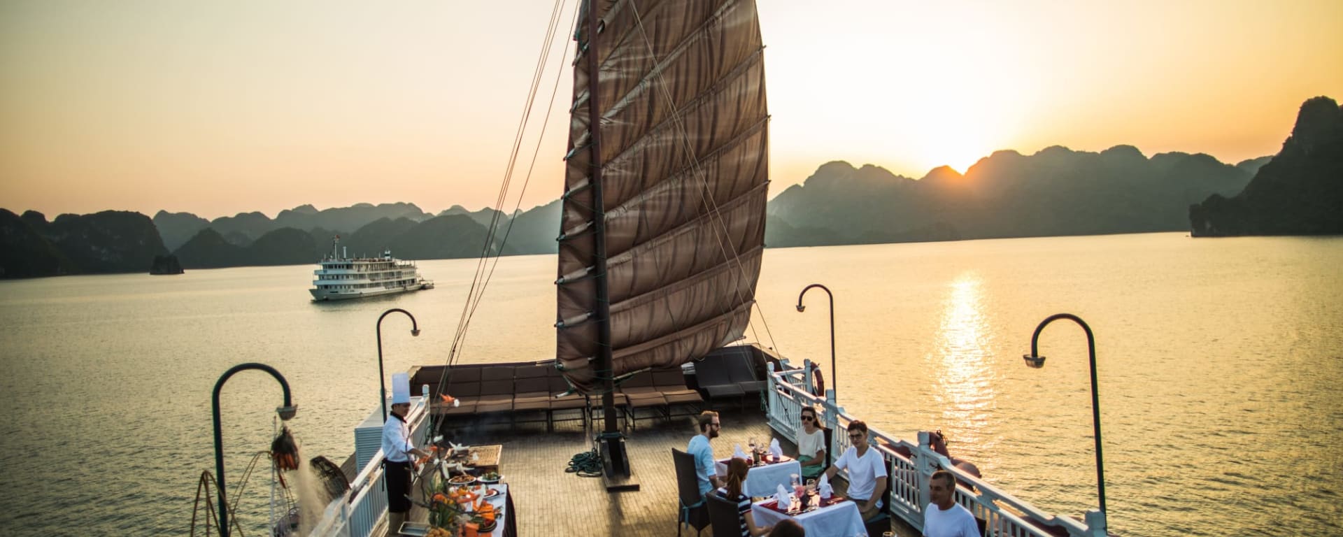 Faszinierende Halong Bucht mit Bhaya Classic, 2T/1N ab Hanoi: Vietnam Halong Bucht Bhaya Classic