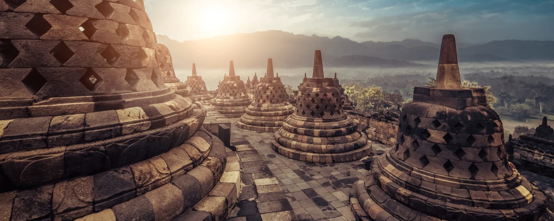 Java-Bali 7 Tage Überlandreise ab Yogyakarta und Umgebung: Indonesien Java Borobudur