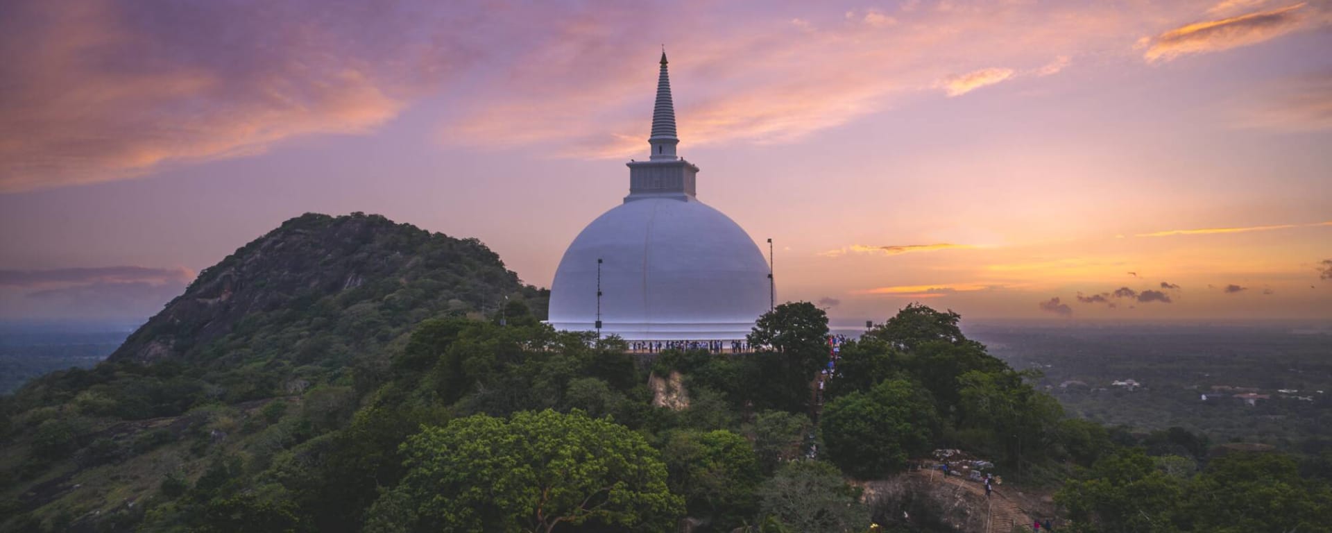 Sri Lanka für Genießer ab Colombo: Sri Lanka Anuradhapura Mihintale Stupa