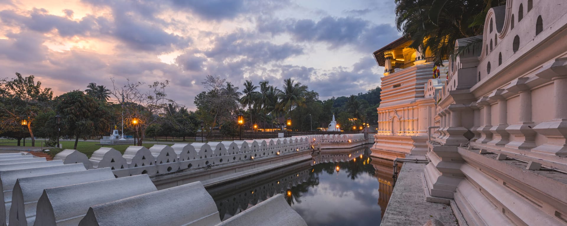 Im Herzen des kulturellen Dreiecks ab Colombo: Sri Lanka Kandy Zahntempel