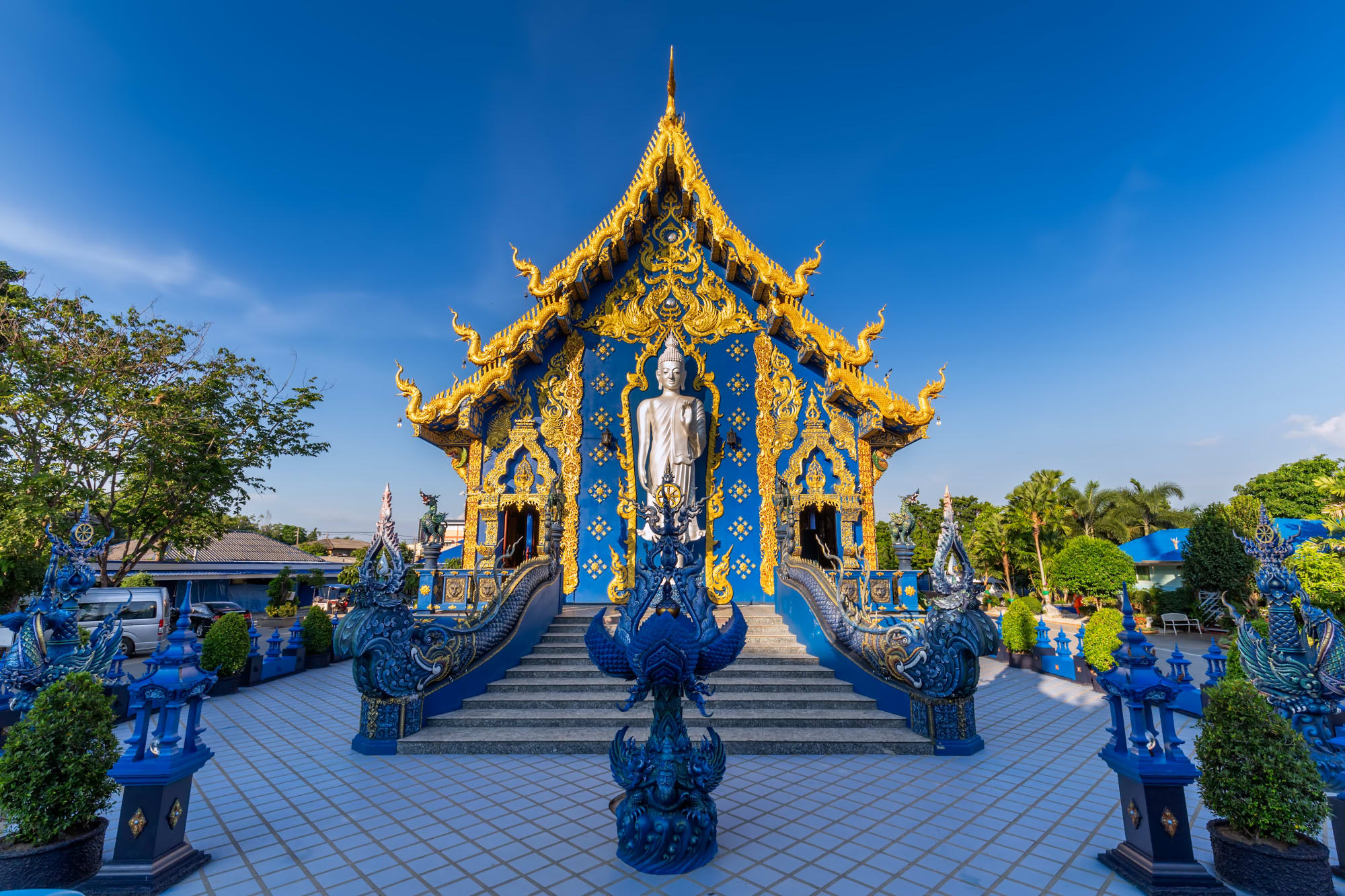 Mietwagenreise Goldenes Dreieck ab Chiang Mai: Thailand Chiang Rai Wat Rong Suea Ten