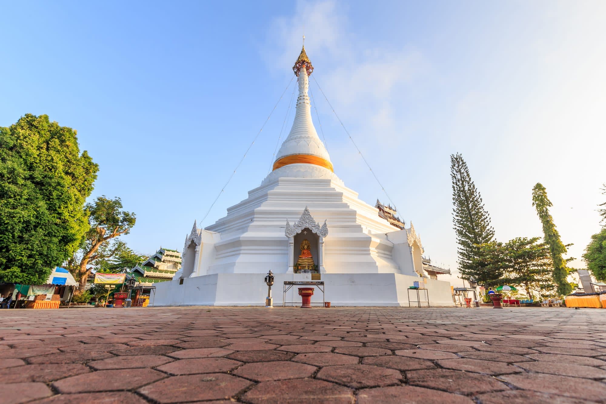 Mietwagenreise Mae Hong Son ab Chiang Mai: Thailand Mae Hong Son Wat Phra That Doi Kung Mu