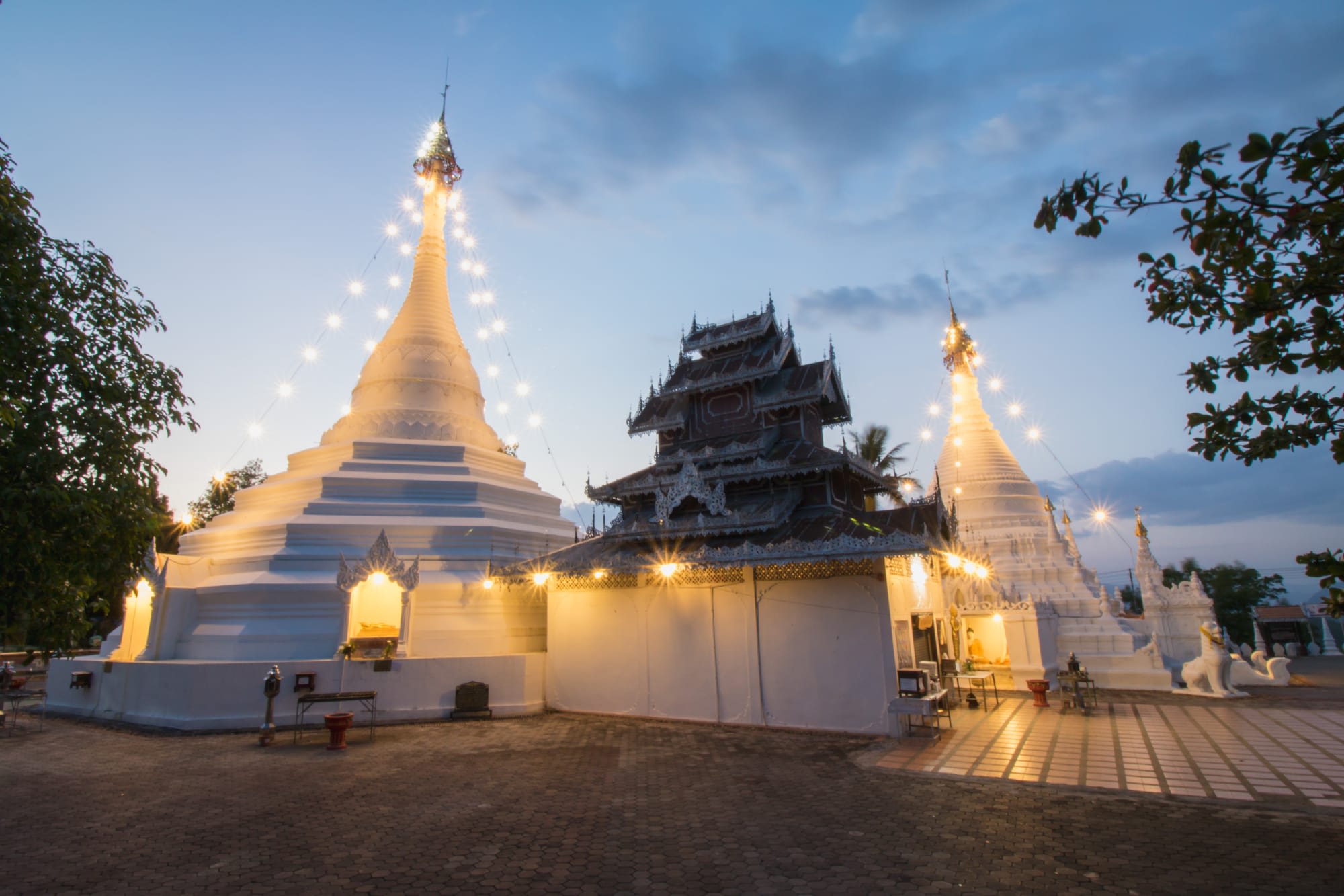 Faszinierendes Mae Hong Son ab Chiang Mai: Thailand Mae Hong Son Wat Phra Daht Doi Kong Moo