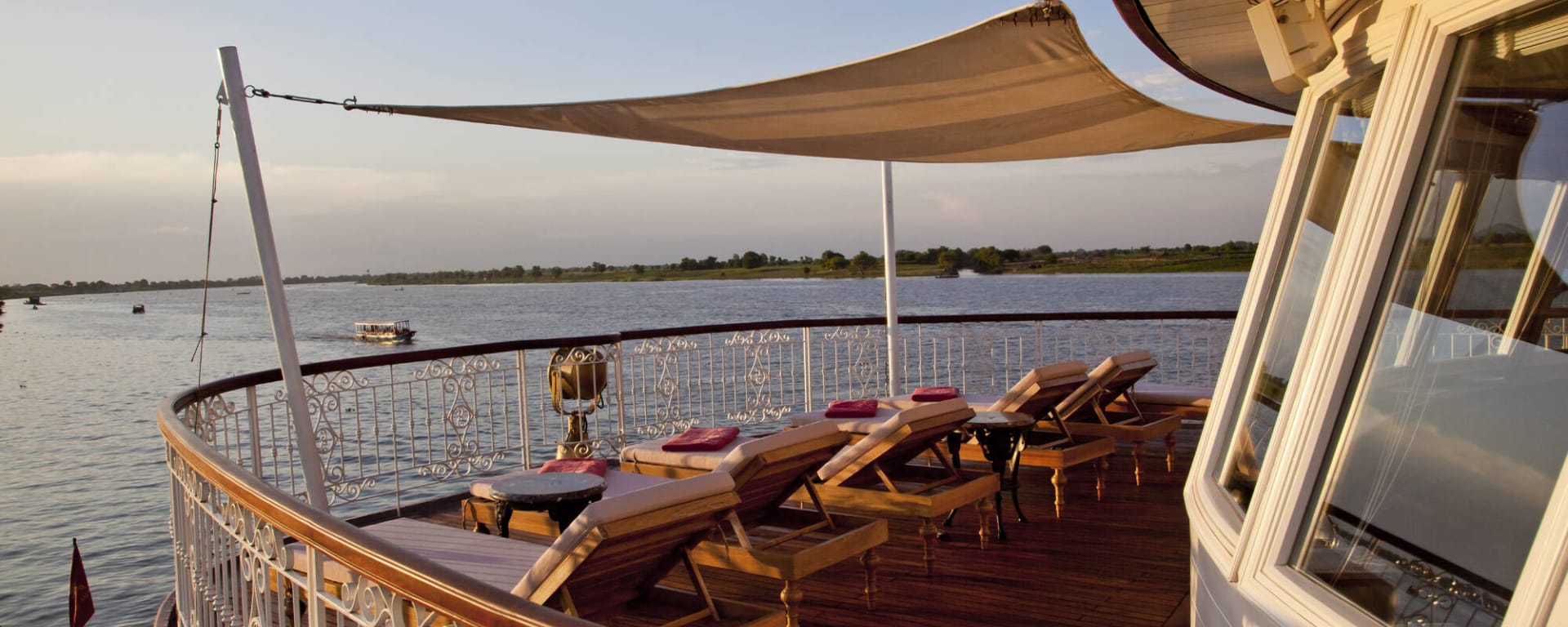 Den Mekong erleben mit Heritage Line, SGN-PNH 4T/3N ab Saigon: Heritage Line Jahan Sonnendeck