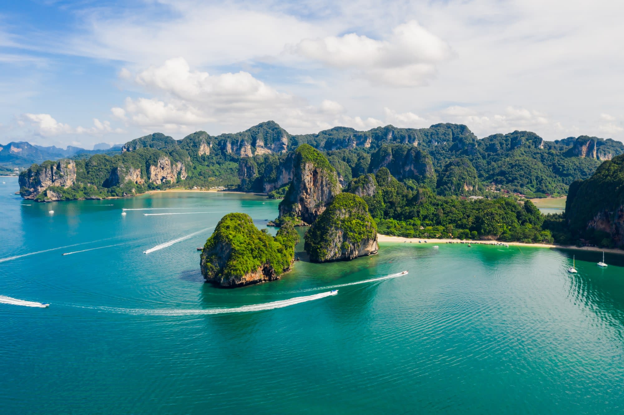 Inselhüpfen rund um Phuket: Thailand Krabi Ao Nang Beach