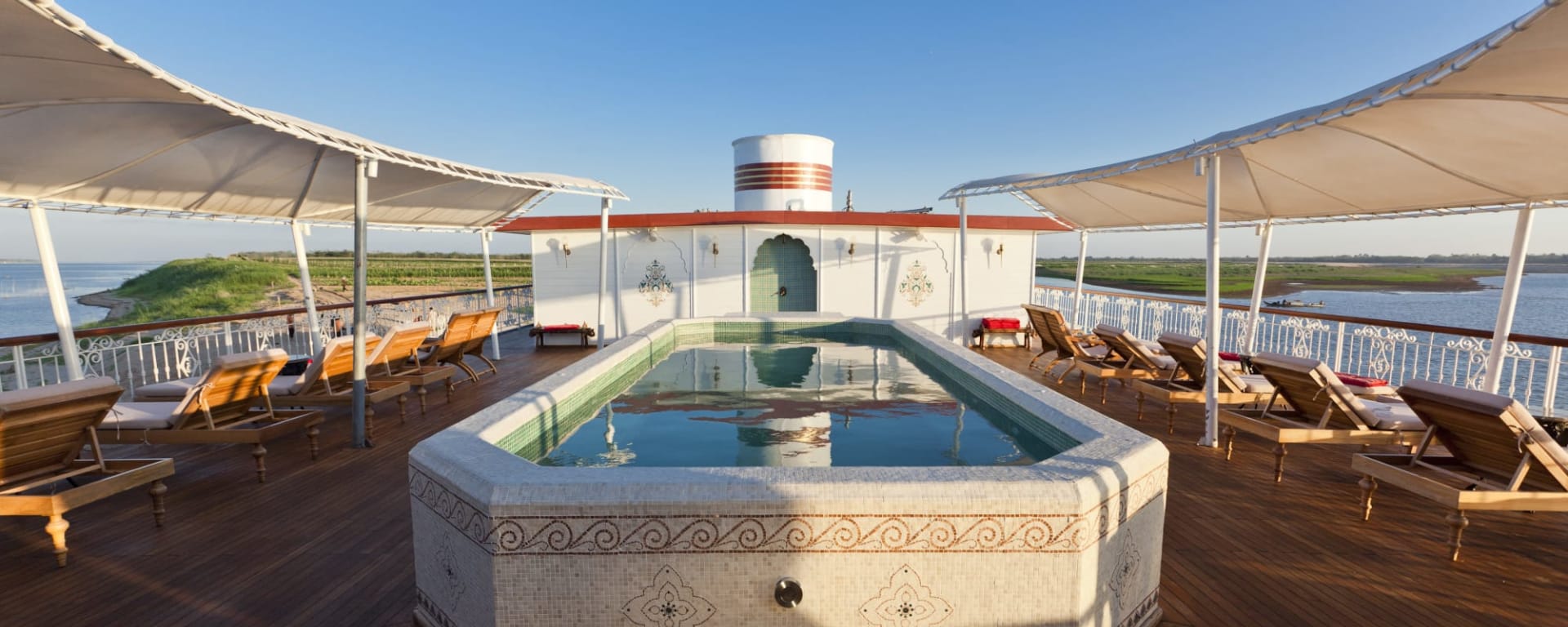 Den Mekong erleben mit Heritage Line, SGN-REP 8T/7N ab Saigon: Heritage Line Jahan Pool