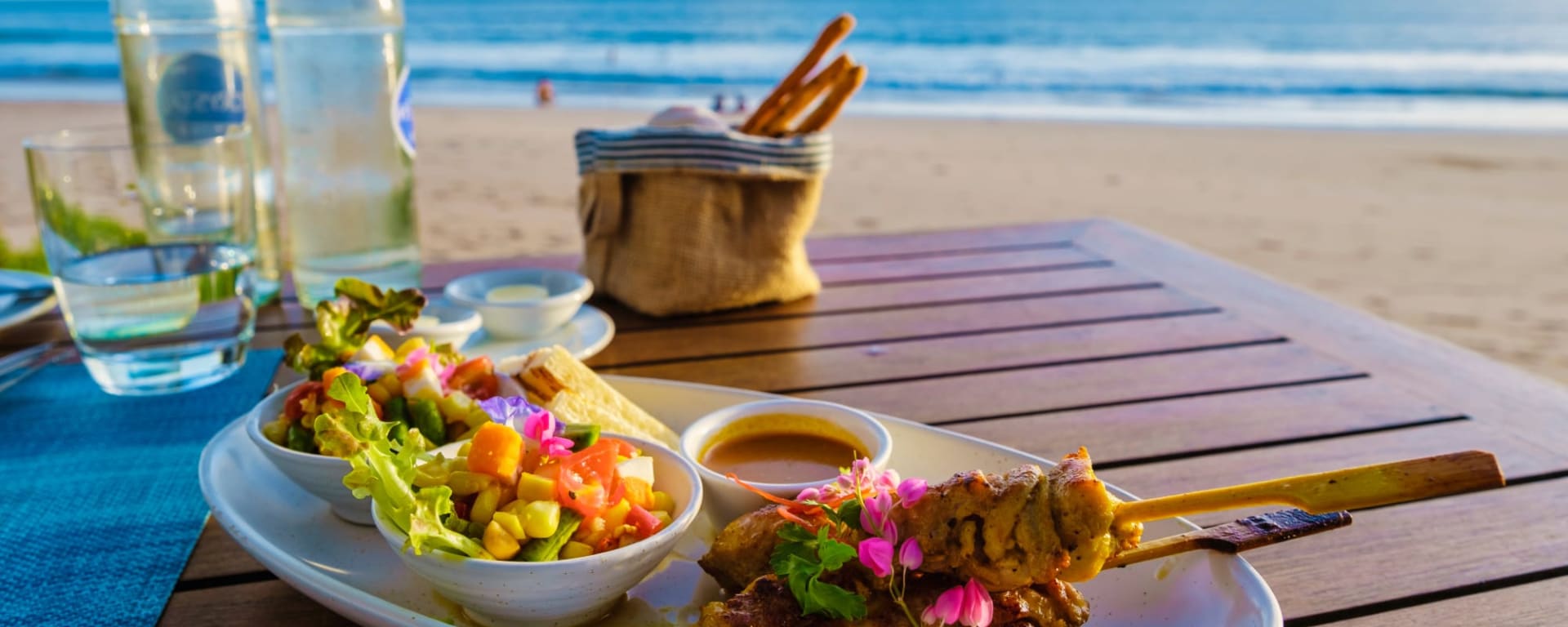 Inselhüpfen Südthailand ab Krabi: Thailand Essen am Strand