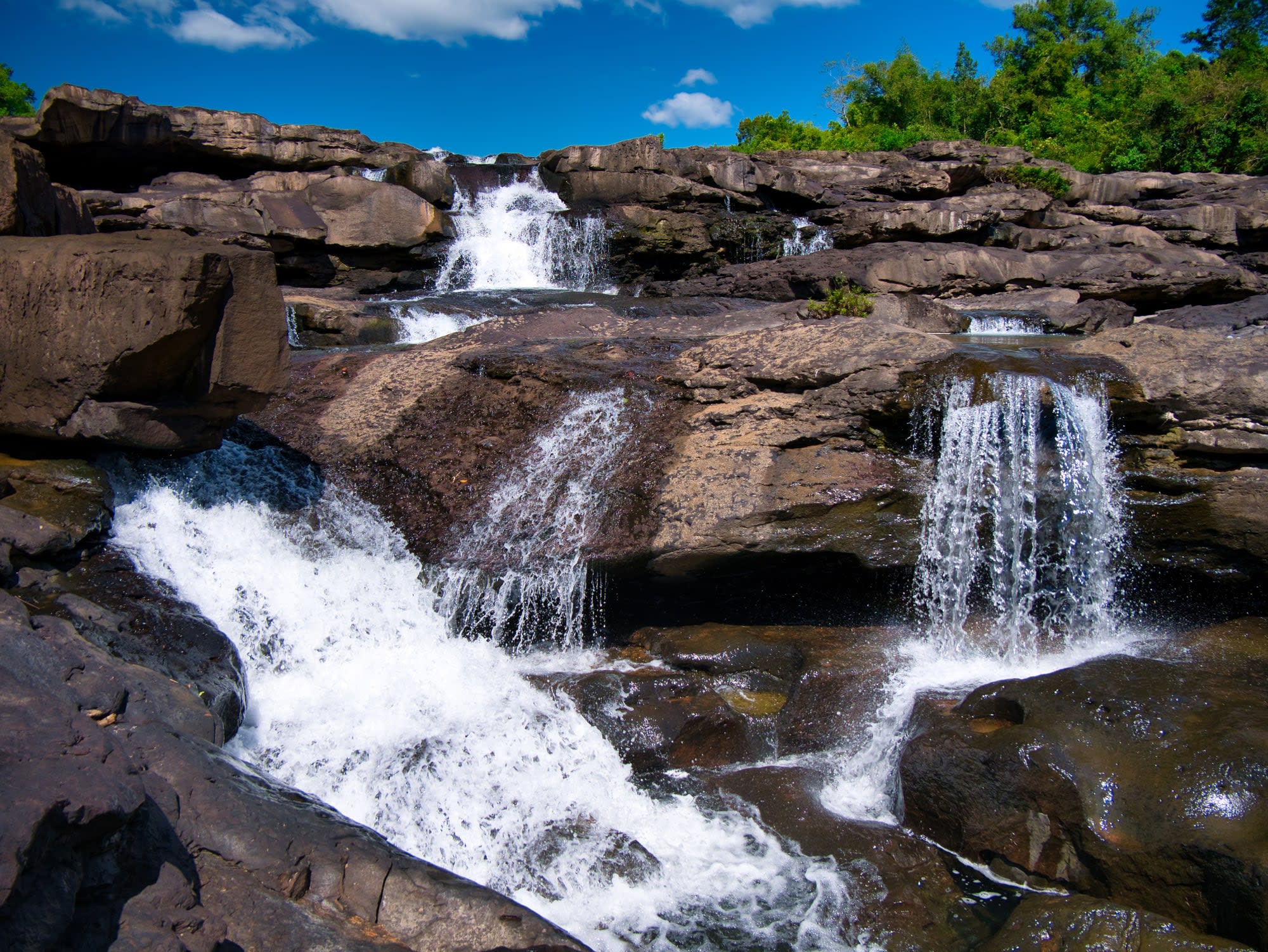 Khmer Tempel & Küste ab Siem Reap: Kambodscha Koh Kong Taita Wasserfall