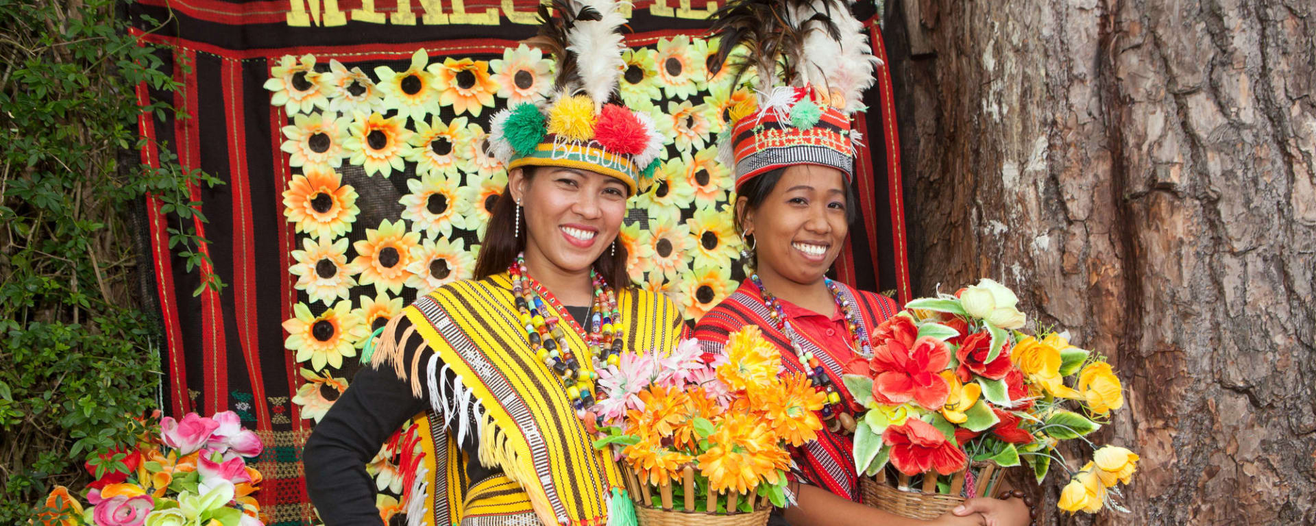 Reisterrassen & Bergwelten Nord-Luzons ab Manila: Philippinen Baguio Frauen