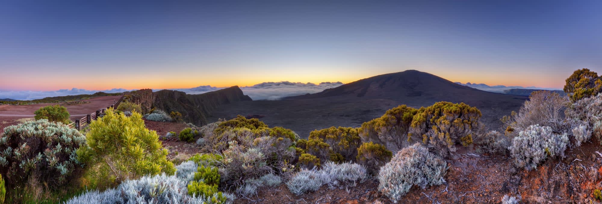 Facettenreiches La Réunion ab Küstenregion: Reunion Piton de la Fournaise 