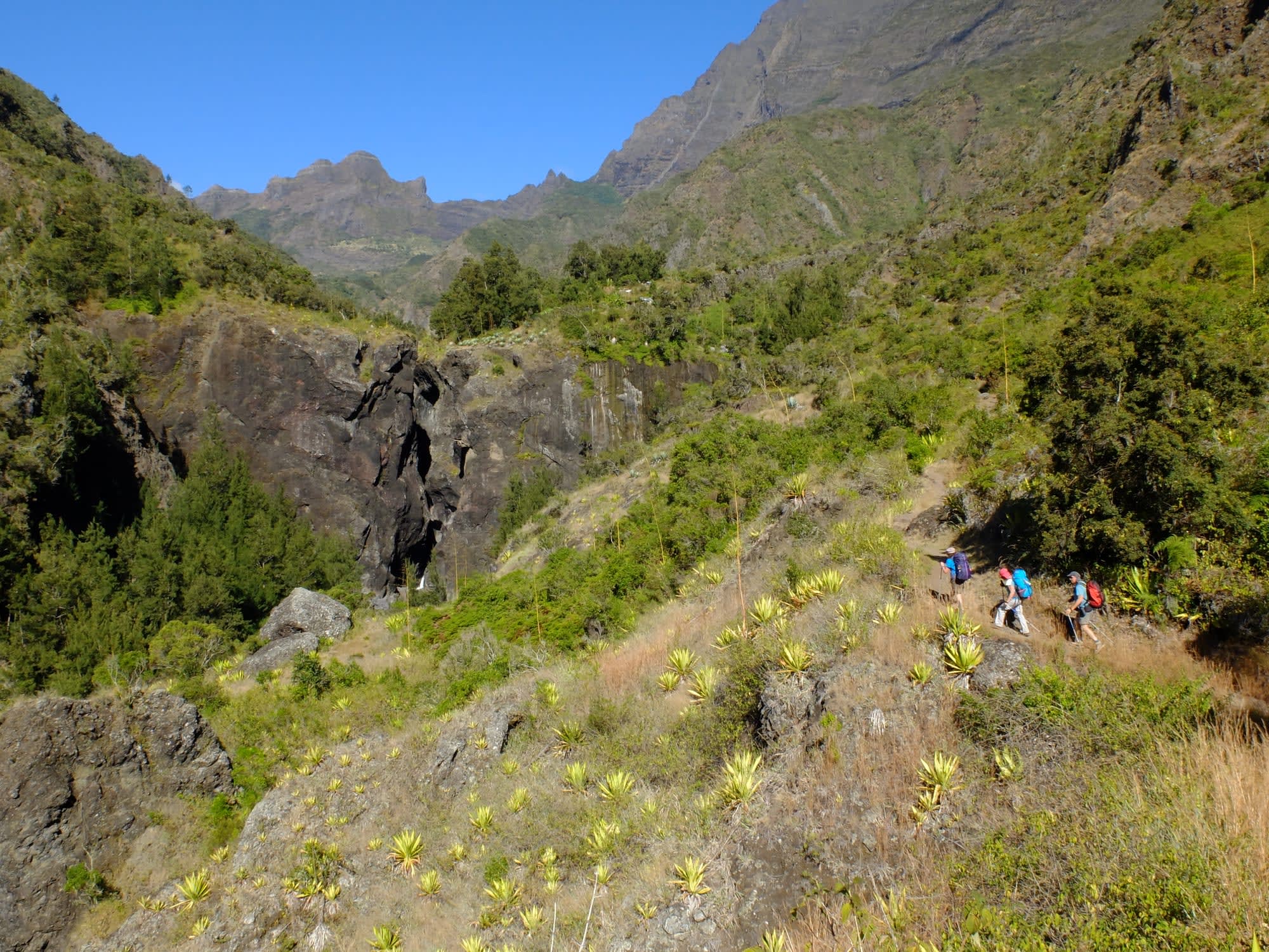 Trekking Tour La Réunion ab Küstenregion: Reunion Cirque de Mafate Trekking