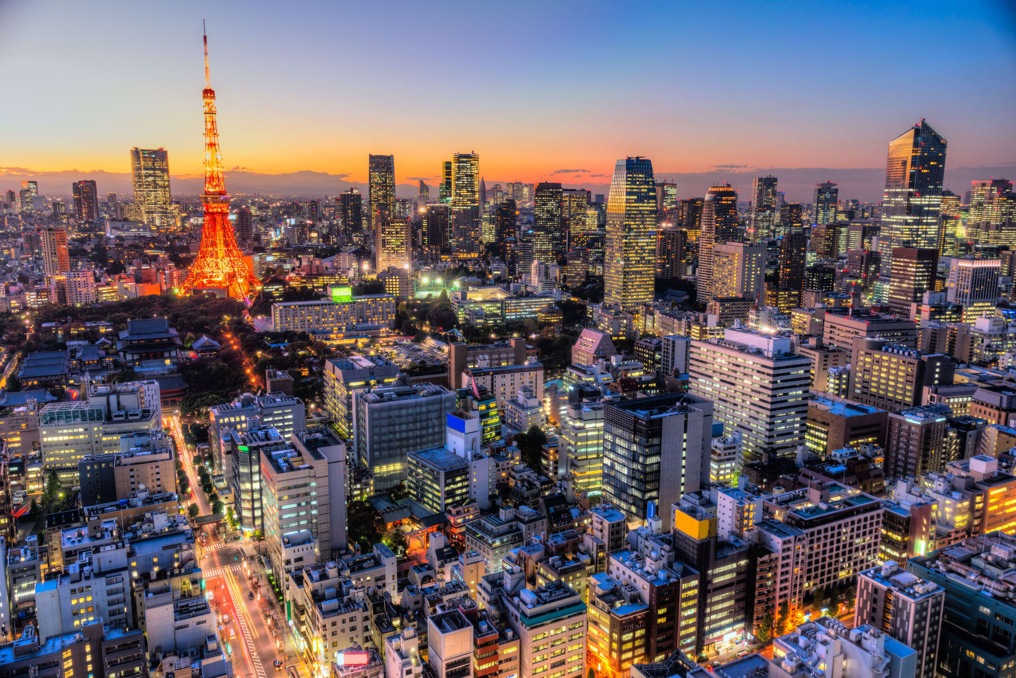 Japan individuell mit dem Zug ab Tokio: Japan Tokio Skyline