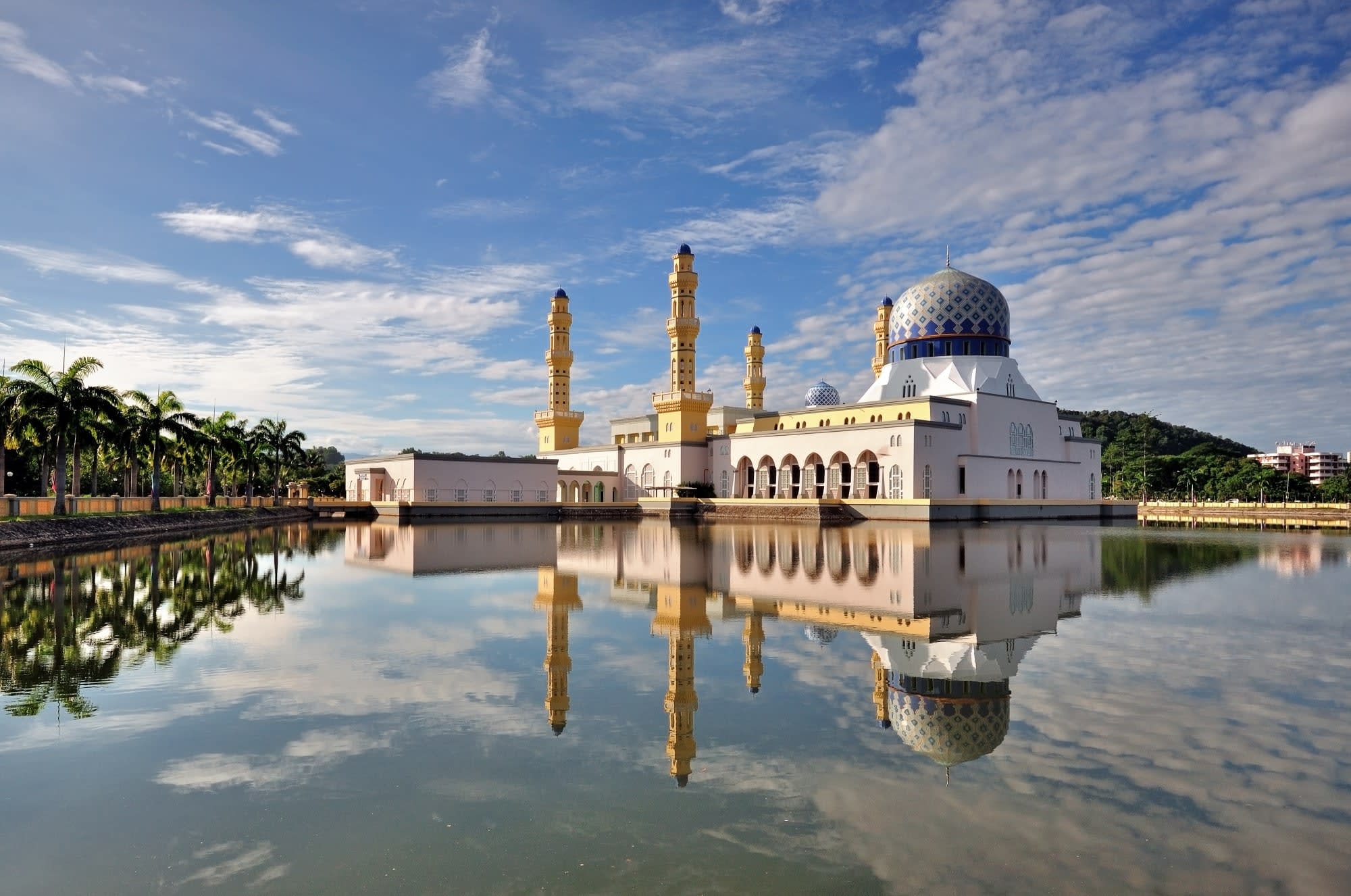 Höhepunkte Borneos ab Kuching: Borno Sabah Kota Kinabalu Moschee