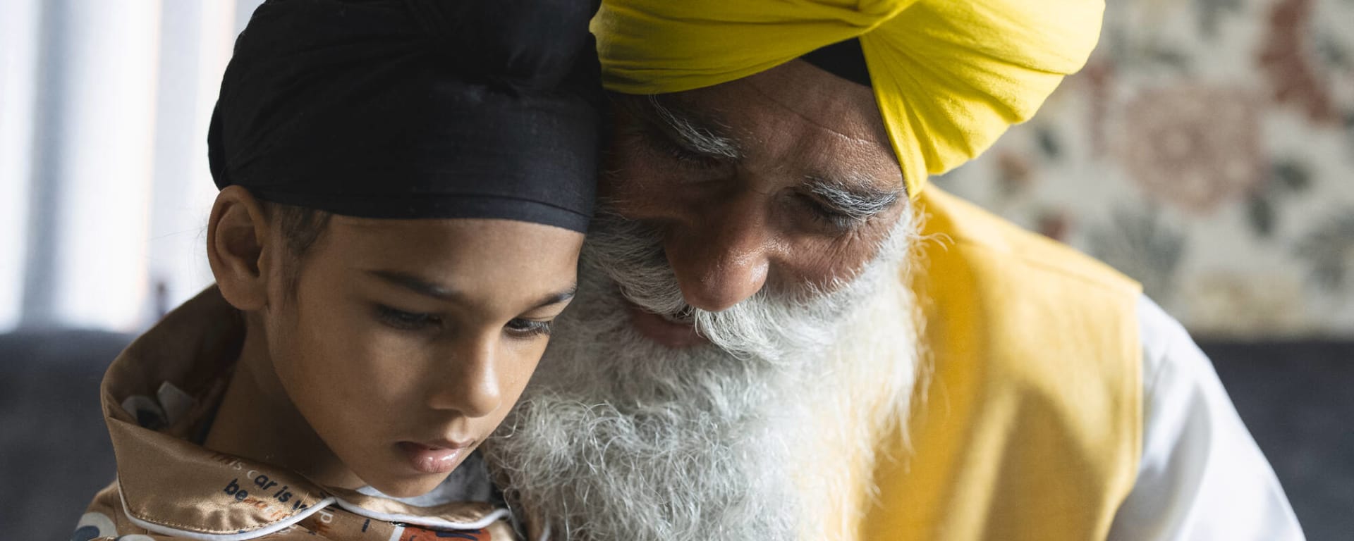 Auf den Spuren der Maharadschas ab Mumbai | Maharashtra: Indien Inder mit Sohn