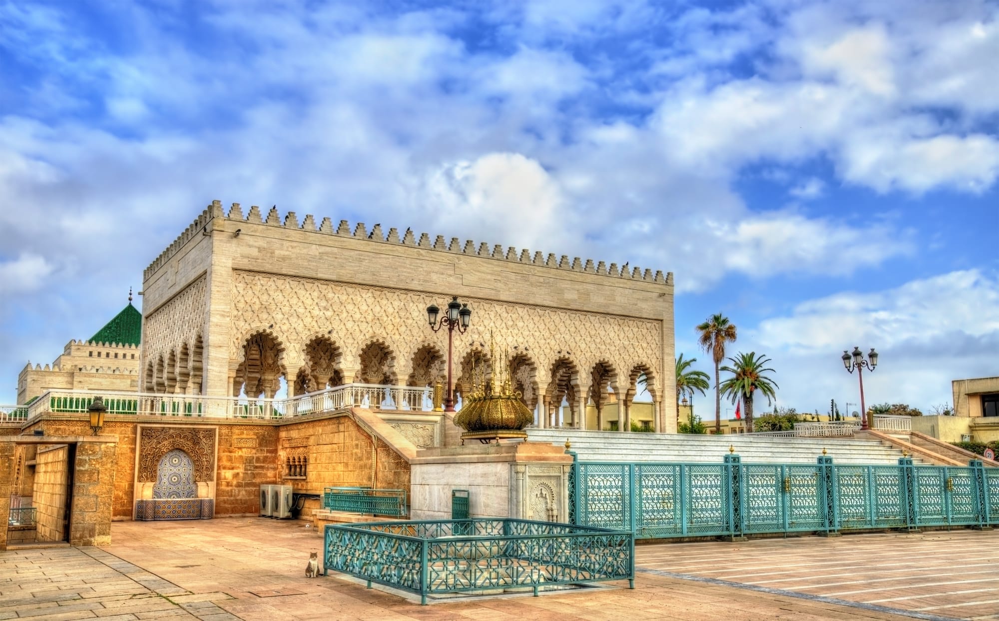 Marokko für Genießer: Die Glanzlichter des Königreichs ab Casablanca: Marokko Rabat Mausoleum Mohammed V