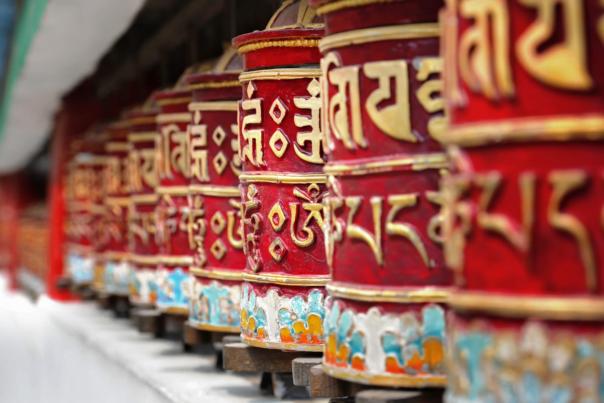 Klassisches Bhutan ab Paro: Bhutan Tempel Gebetsmühlen
