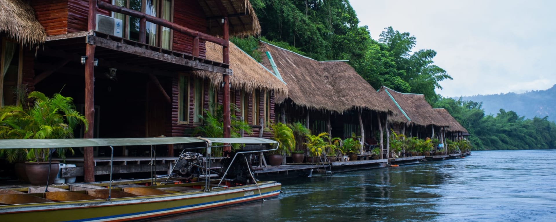 Familienabenteuer Thailand ab Bangkok: Thailand Kwai Floß Hotel