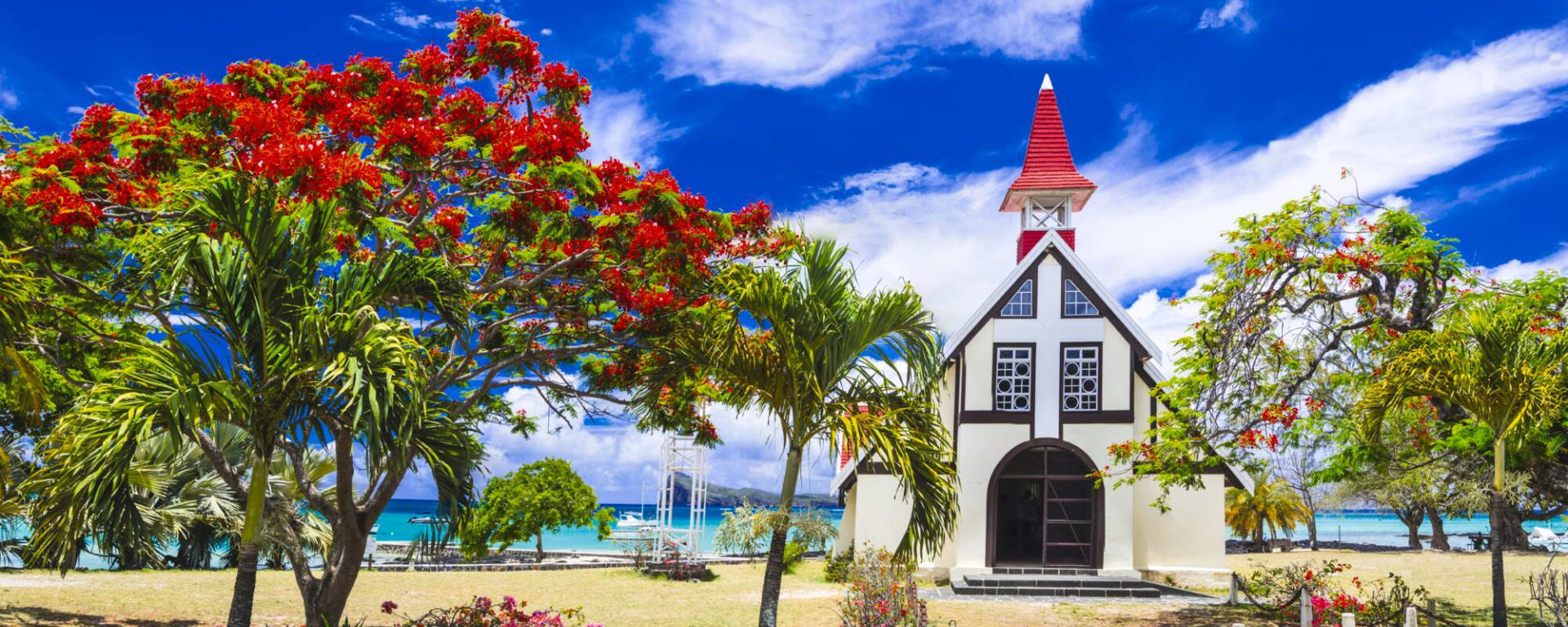 Mauritius entdecken ab Süd | Südwesten: Mauritius Cap Malheureux Kirche