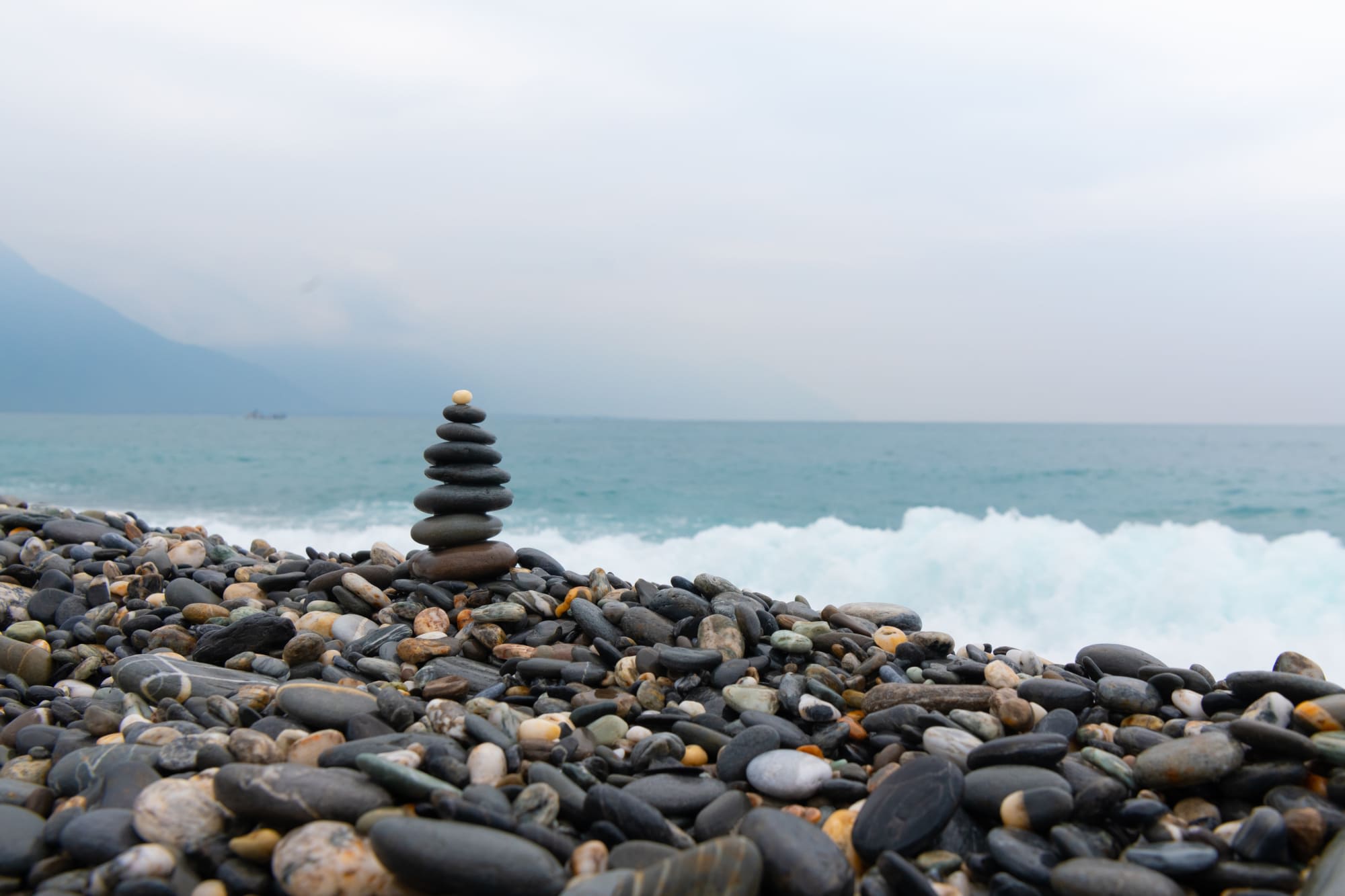 Soft Adventure Taiwan ab Taipei: Taiwan Hualien Kieselstrand