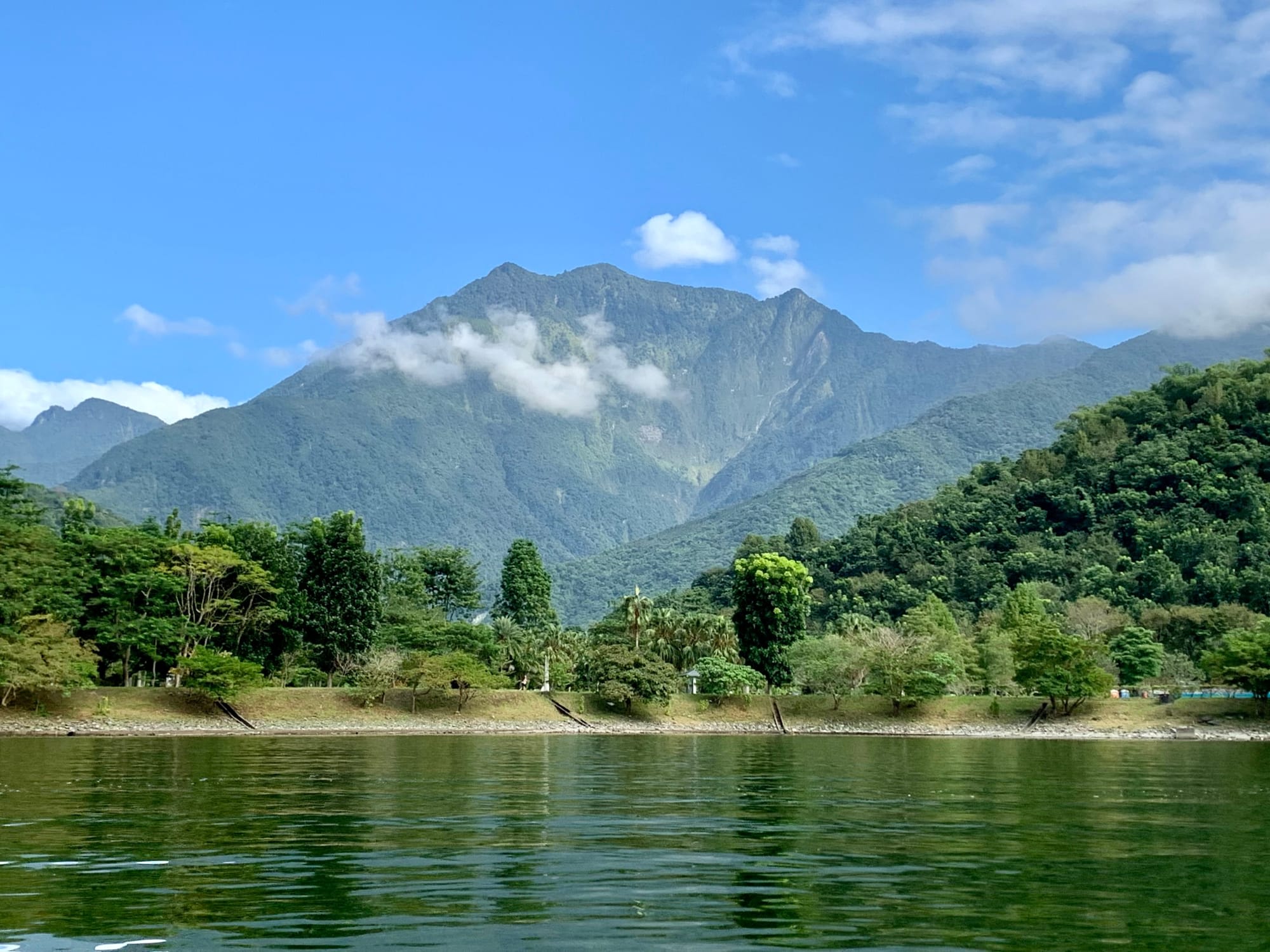 Soft Adventure Taiwan ab Taipei: Taiwan Hualien See Liyu Carp