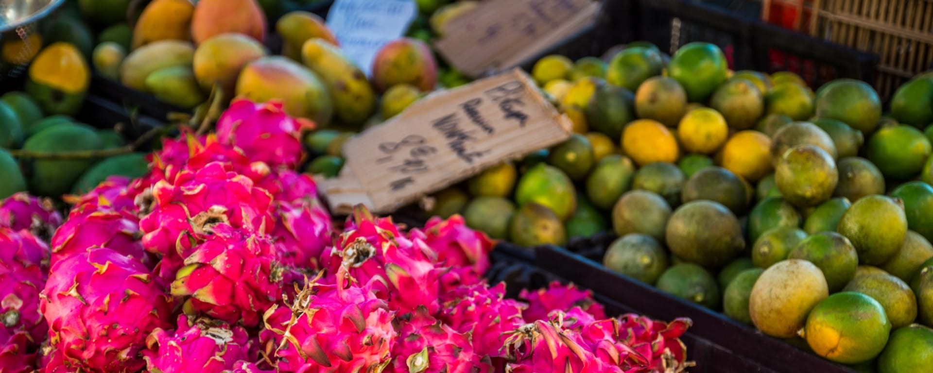 Familienabenteuer La Réunion ab Küstenregion: Reunion Frische Früchte