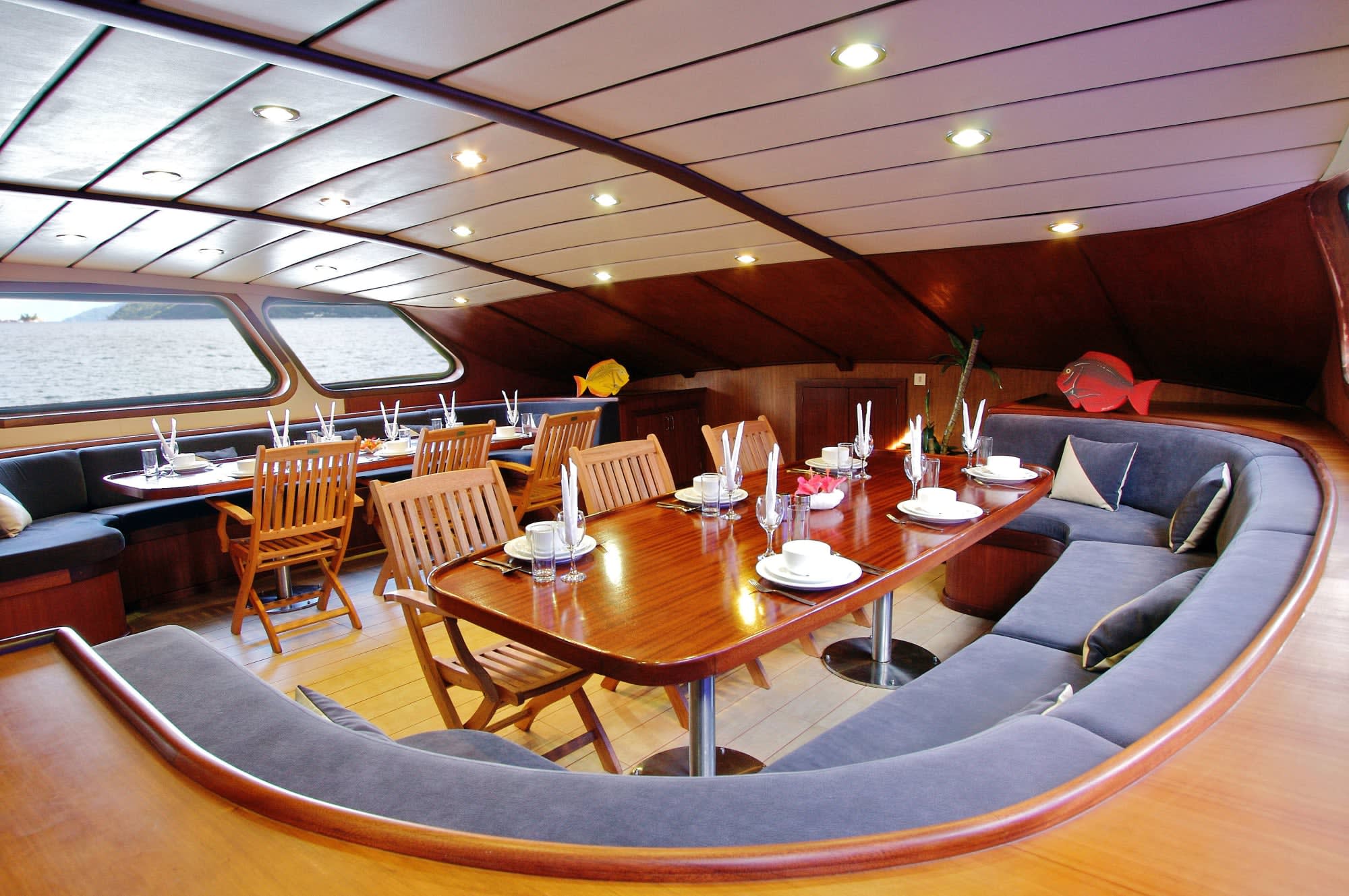 Silhouette Cruises - Sea Star & Sea Bird ab Mahé: Seychellen Silhouette Cruises Dining Salon