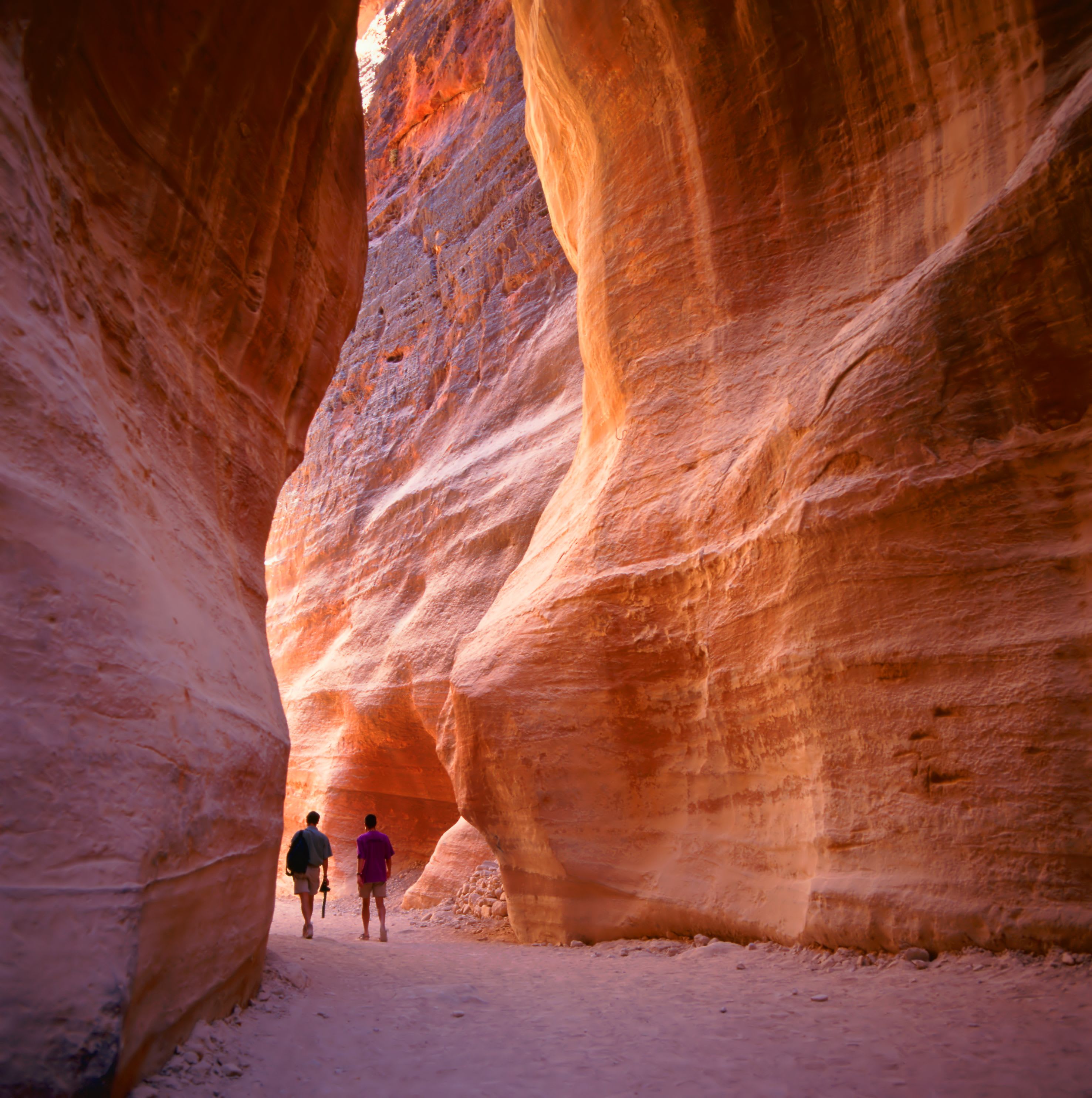 Jordanien hautnah - kulinarische Erlebnisreise ab Amman: Jordanien Petra Schlucht Siq