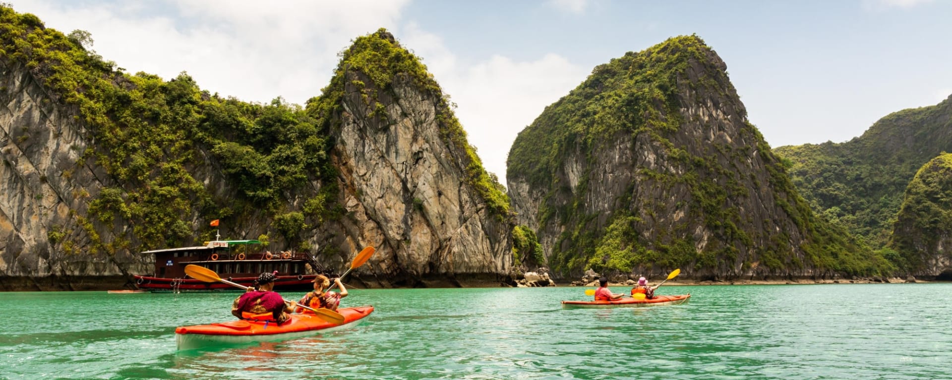 Familienabenteuer Vietnam ab Hanoi: Vietnam Halong Bucht Kajak