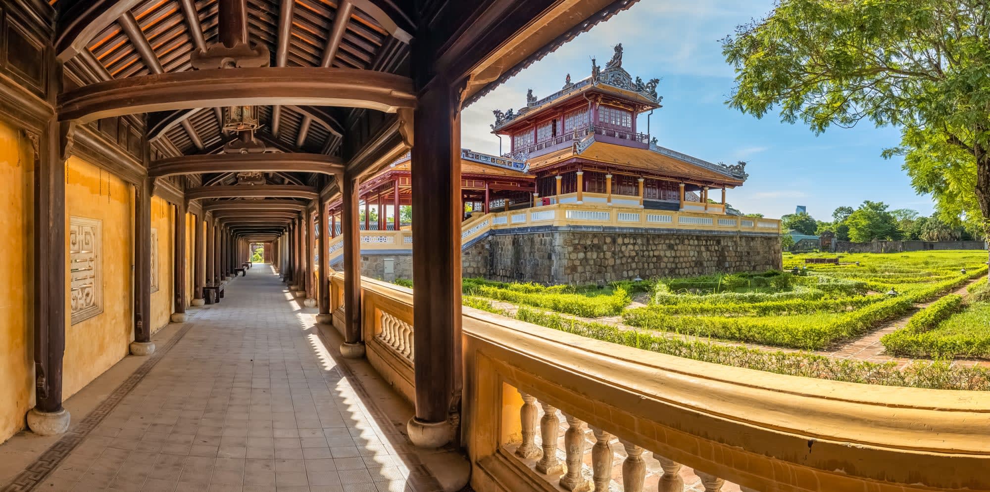 Familienabenteuer Vietnam ab Hanoi: Vietnam Hue Zitadelle