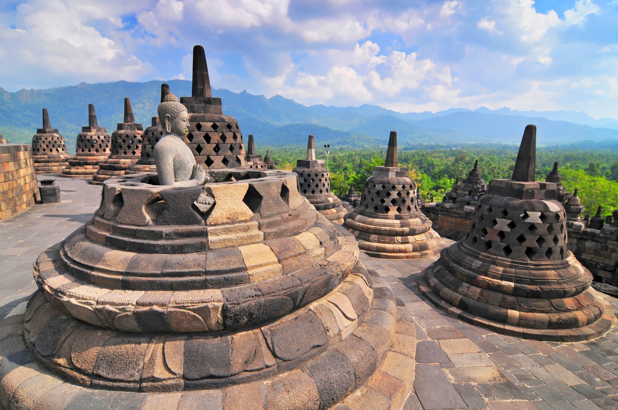 Entdeckertour Mittel-Java ab Yogyakarta und Umgebung: Indonesien Java Borobudur