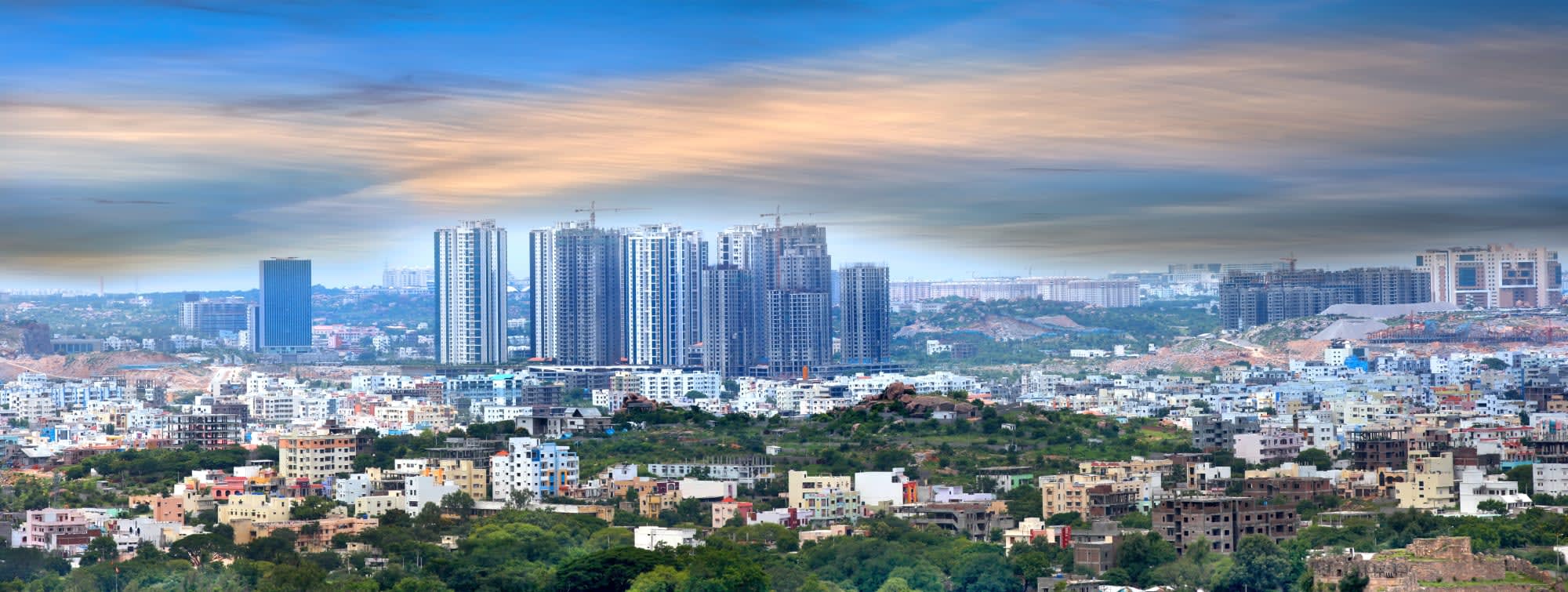 Schätze des Südens ab Telangana | Hyderabad: Indien Hyderabad Financial District