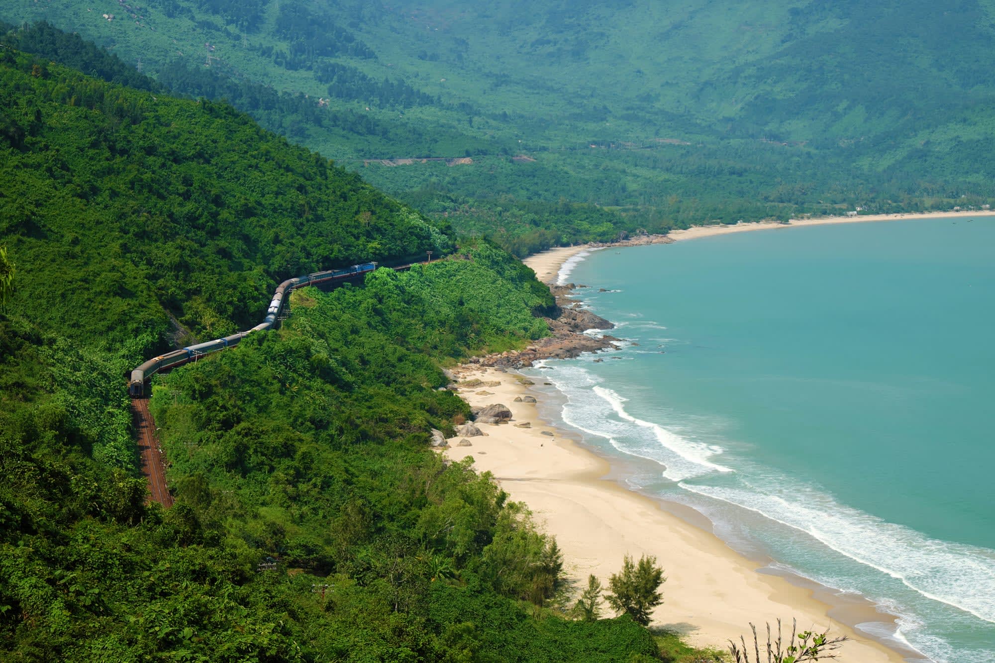 Vietnam Individuell mit dem Zug ab Hanoi: Vietnam Zugfahrt Küste