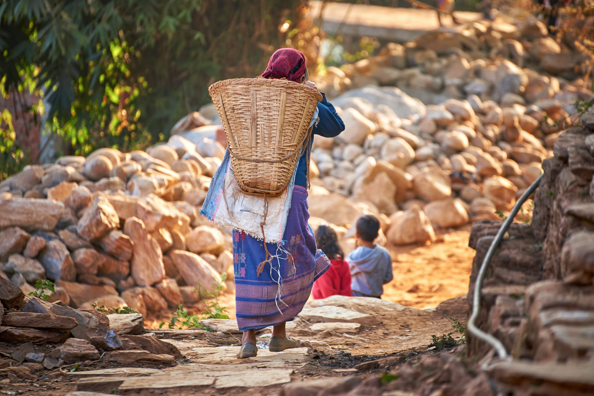 Zauberhaftes Bandipur ab Kathmandu: Nepal Bandipur Frau